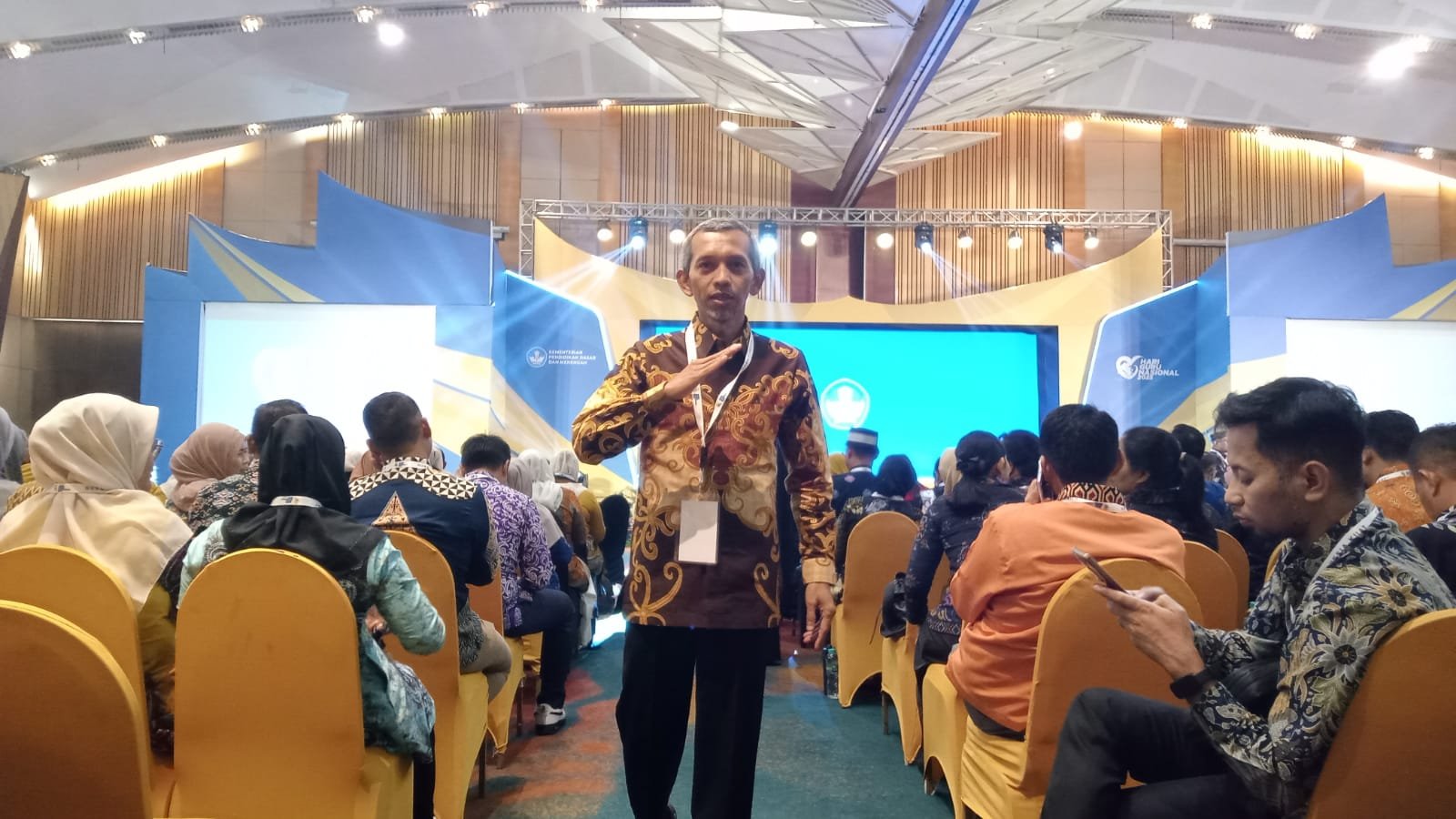 Penghargaan Guru Hebat 2025: Bapak Rubito Mendapatkan Apresiasi Nasional
