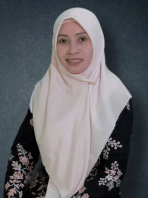 Sri Wulandari, S.Pd. – Guru Sejarah