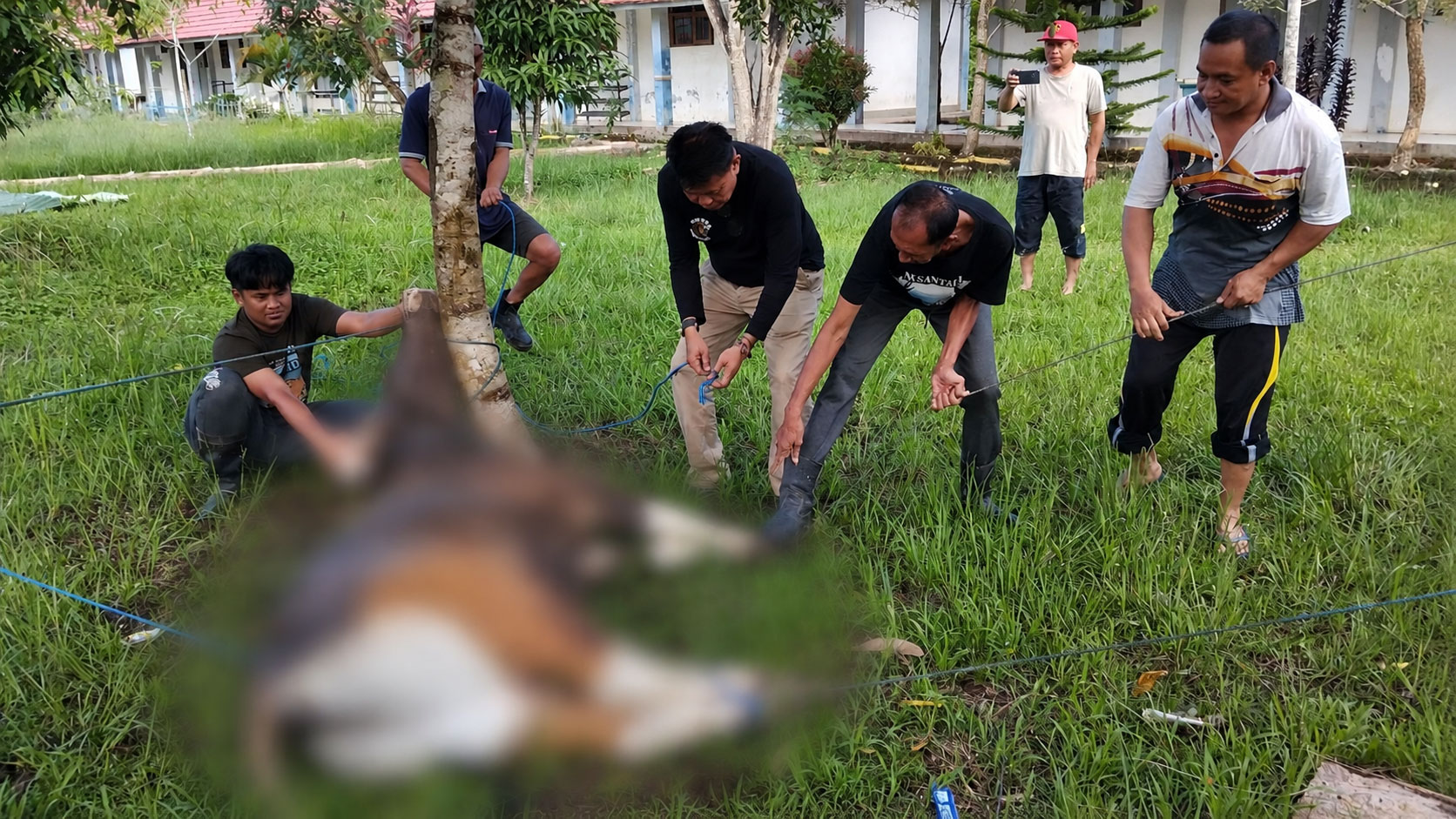 Semangat Gotong Royong Warga SMANSATSET