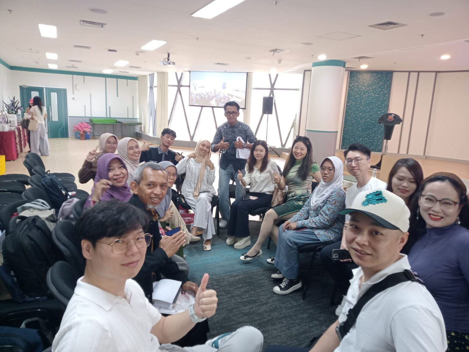 Diskusi AI dan E-Commerce