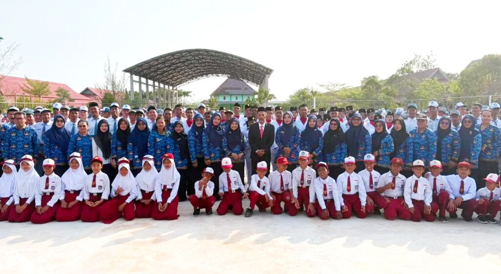Kebersamaan SMAN 1 Sangatta Selatan, SD 017 Sangatta Utara, dan SMAN 2 Sangatta Selatan